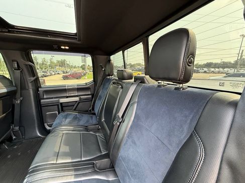 Used 2019 Ford F150 Raptor w/ Equipment Group 802A Luxury AWD/4WD image 26