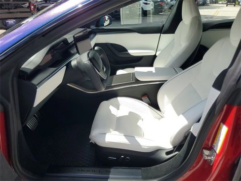Used 2022 Tesla Model S Plaid image 16