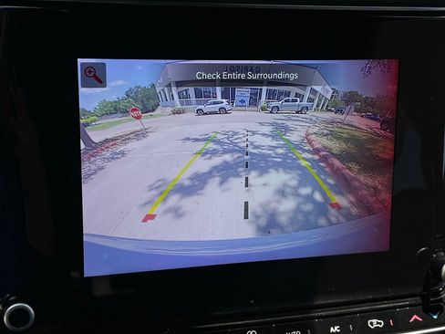 Used 2024 Jeep Wagoneer L Series II w/ Flexible Seating Group RWD image 18
