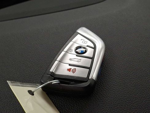 Used 2022 BMW X6 xDrive40i w/ Executive Package image 25