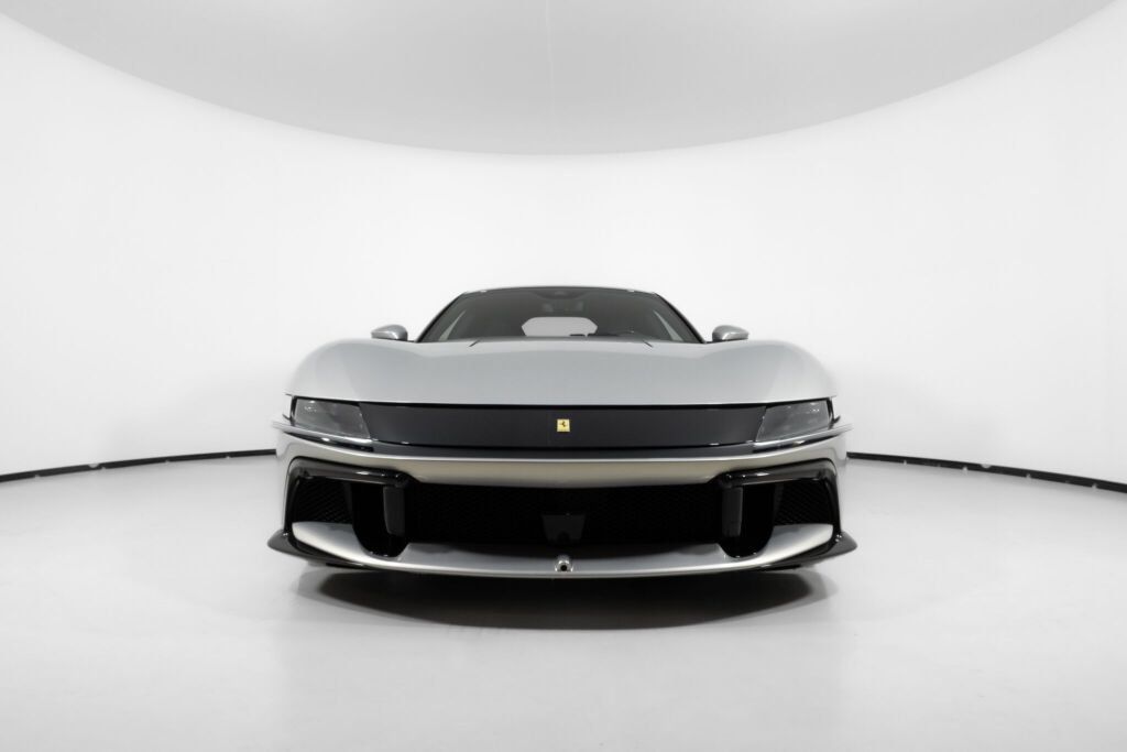 Used 2025 Ferrari 12Cilindri RWD image 8