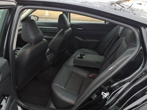Used 2024 Nissan Altima 2.5 SR AWD/4WD image 26