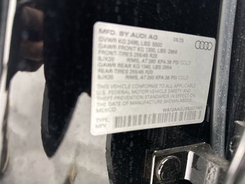 Used 2025 Audi Q5 Premium Plus w/ Premium Plus AWD/4WD image 39