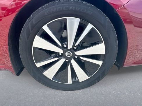 Used 2021 Nissan Altima 2.5 SV FWD image 13