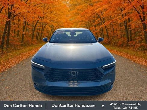 Used 2025 Honda Accord SE image 2