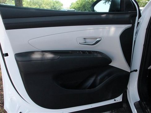 New 2026 Hyundai Tucson SEL image 11