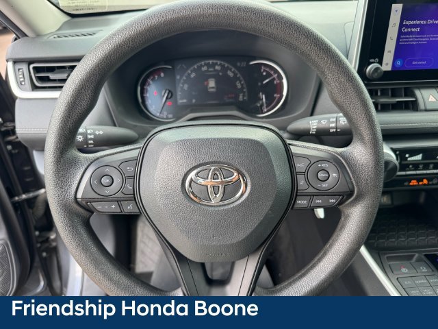 Used 2024 Toyota RAV4 LE AWD/4WD image 24