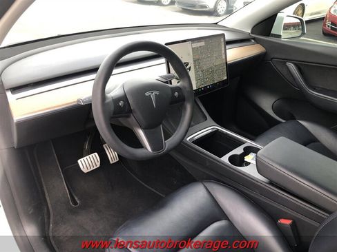 Used 2021 Tesla Model Y Performance AWD/4WD image 9