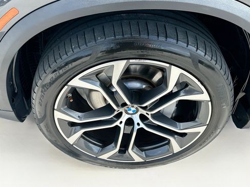 Used 2022 BMW X5 sDrive40i w/ Premium Package RWD image 34