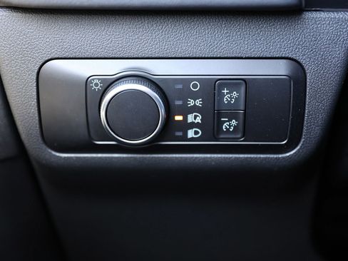 Used 2022 Ford Escape SE w/ Cold Weather Package image 34