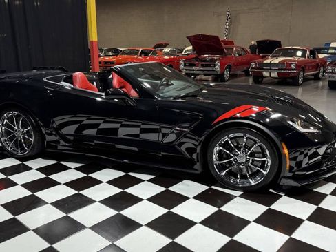 Used 2017 Chevrolet Corvette Grand Sport image 11