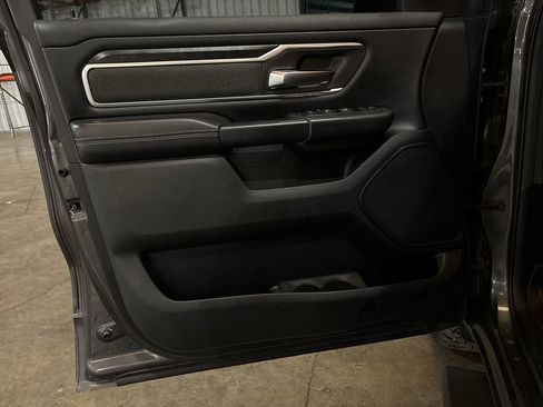 Used 2019 RAM 1500 Big Horn image 10
