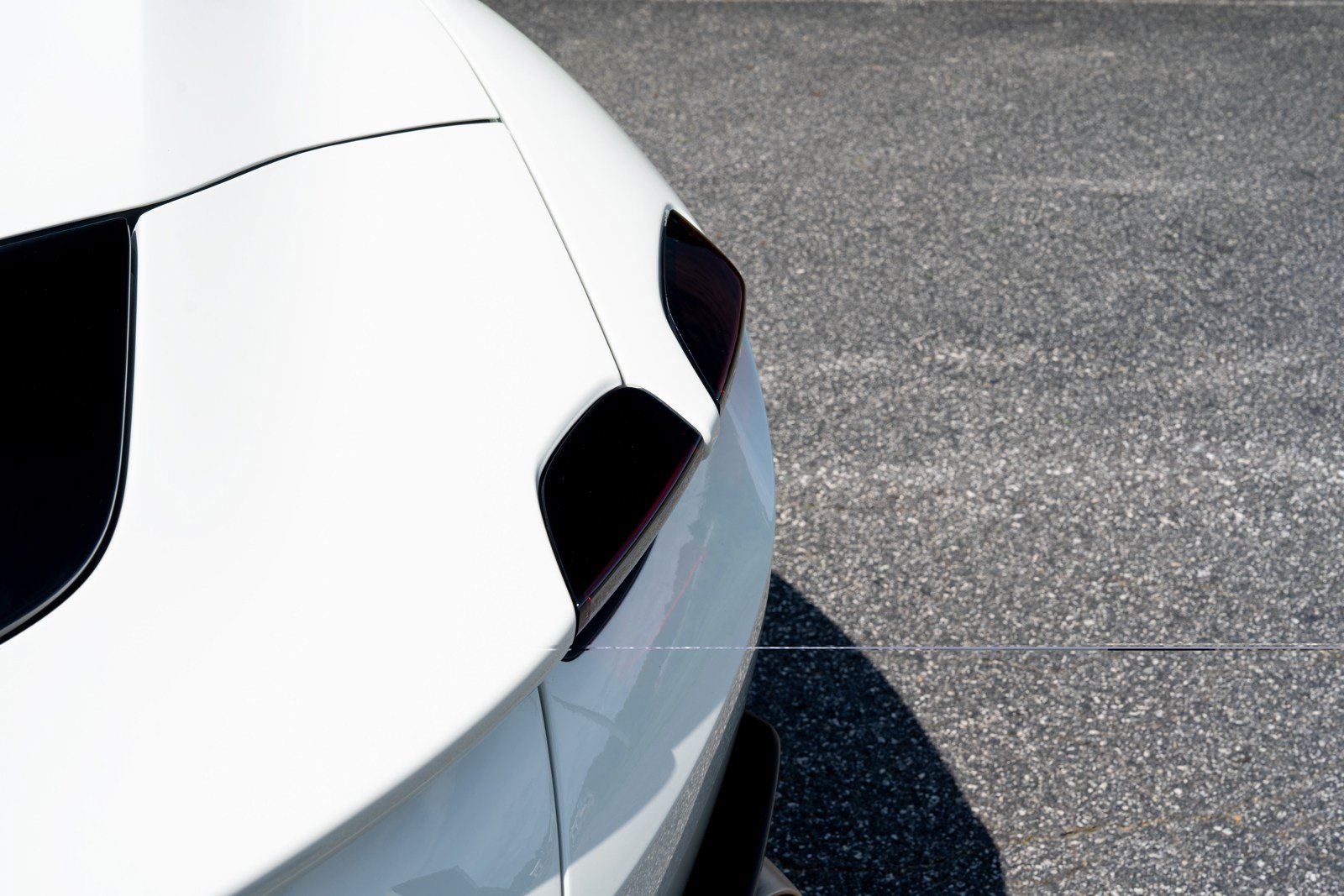 Used 2024 Ferrari Roma Spider RWD image 17