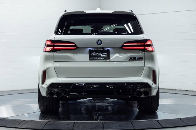 New 2026 BMW X5 M Competition w/ Executive Package AWD/4WD image 10