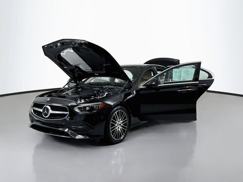 Used 2022 Mercedes-Benz C 300 4MATIC Sedan image 16