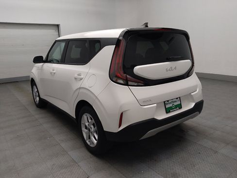Used 2025 Kia Soul LX image 5