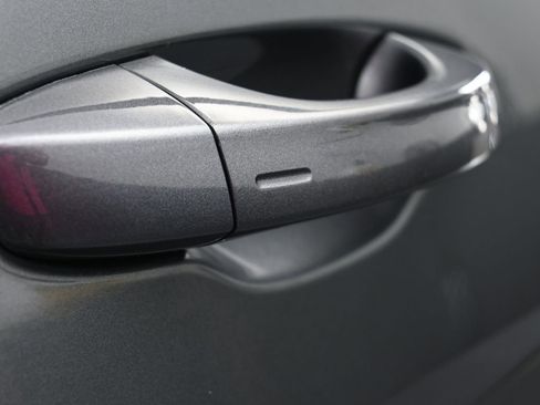 Used 2022 Volkswagen Atlas Cross Sport SE w/ Black Wheel Package image 43