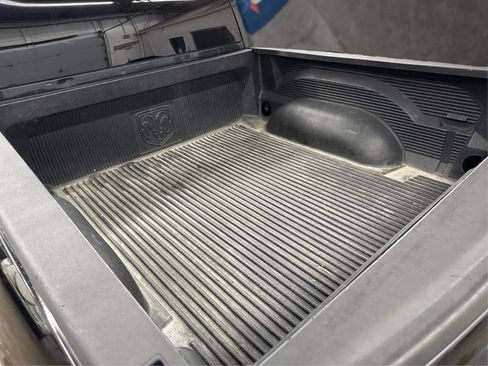 Used 2015 RAM 1500 Express AWD/4WD image 17