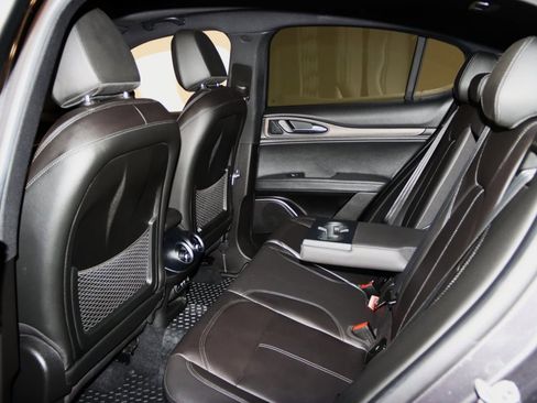 Used 2022 Alfa Romeo Stelvio Ti image 54