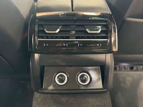 Used 2023 Audi S8 w/ S8 Comfort Plus Package image 40