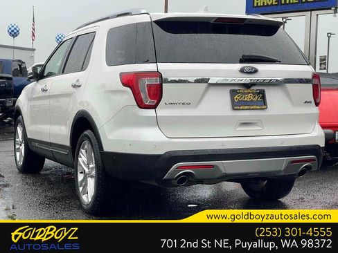 Used 2017 Ford Explorer Limited w/ Equipment Group 301A AWD/4WD image 6