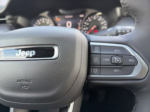 New 2026 Jeep Compass Limited image 17