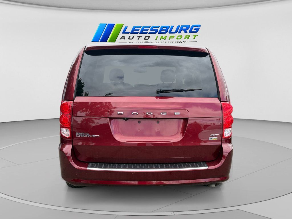 Used 2019 Dodge Grand Caravan GT FWD image 4