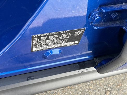 Certified 2022 Honda HR-V EX image 18