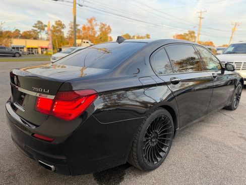 Used 2014 BMW 750Li xDrive image 7