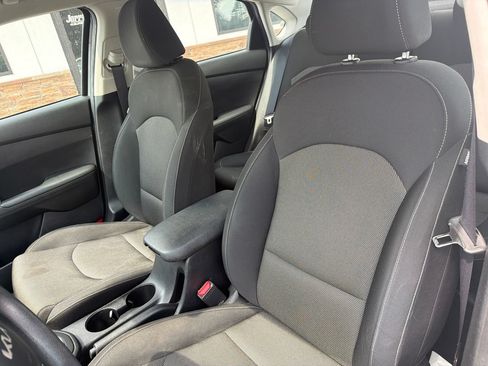 Used 2024 Kia Forte LXS FWD image 3