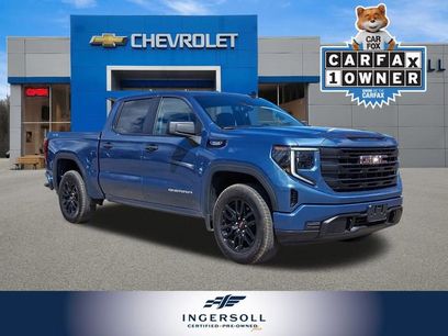 Used 2024 GMC Sierra 1500 Pro w/ Graphite Edition