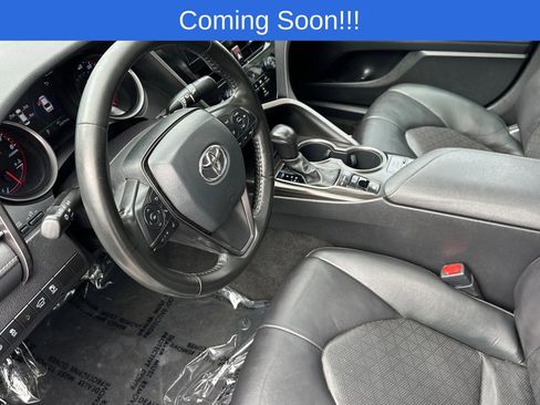 Used 2022 Toyota Camry XSE FWD image 10