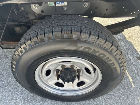 Used 2012 Ford F250 XL RWD image 12