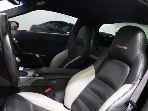Used 2007 Chevrolet Corvette Z06 w/ Preferred Equipment Group image 23