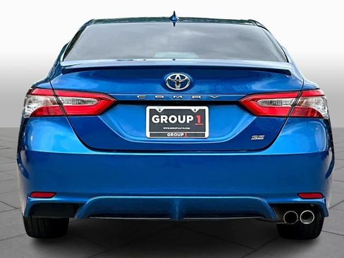 Used 2018 Toyota Camry SE w/ Audio Package image 5