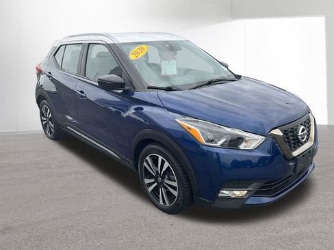 Used 2020 Nissan Kicks SR FWD image 3
