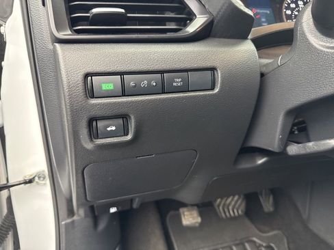 Used 2024 Nissan Sentra S image 26