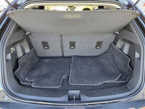 Used 2023 Chevrolet Bolt EUV LT w/ Convenience Package image 13