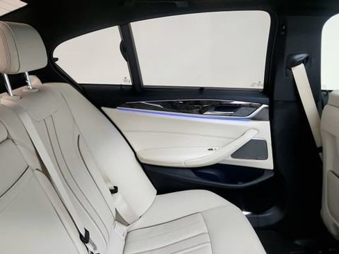 Used 2021 BMW 540i w/ Executive Package RWD image 38