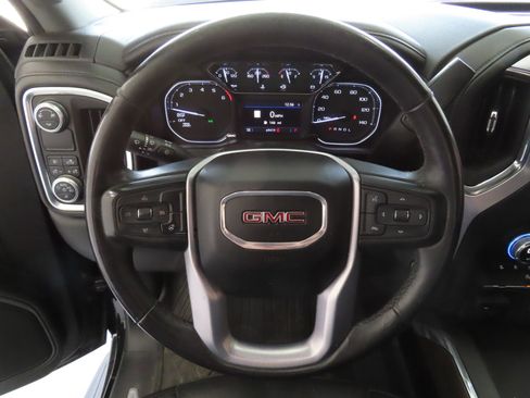 Used 2019 GMC Sierra 1500 SLT image 17
