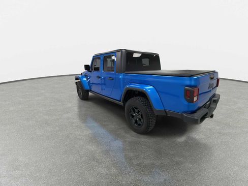 Used 2022 Jeep Gladiator Sport image 7