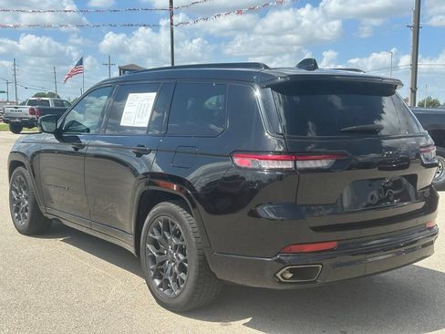 Used 2025 Jeep Grand Cherokee L Summit w/ Obsidian Package AWD/4WD image 4