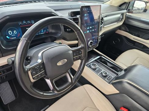 Used 2022 Ford Expedition Max Platinum AWD/4WD image 12