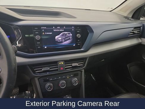Used 2022 Volkswagen Taos SE w/ Panoramic Sunroof Package image 13