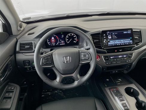 New 2026 Honda Ridgeline RTL image 18