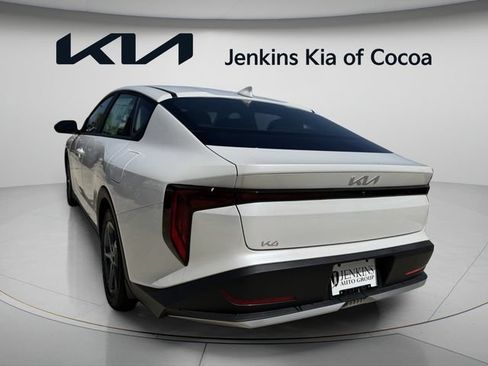 New 2026 Kia K4 FWD image 7