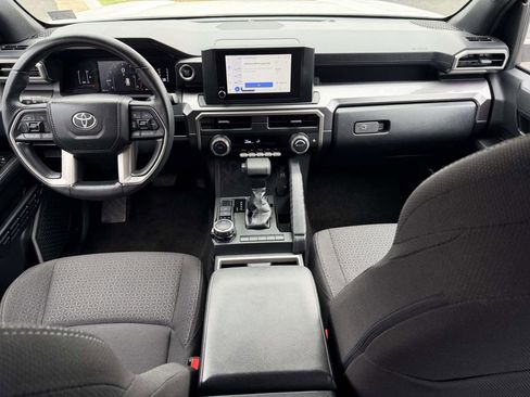 Used 2025 Toyota 4Runner SR5 image 2