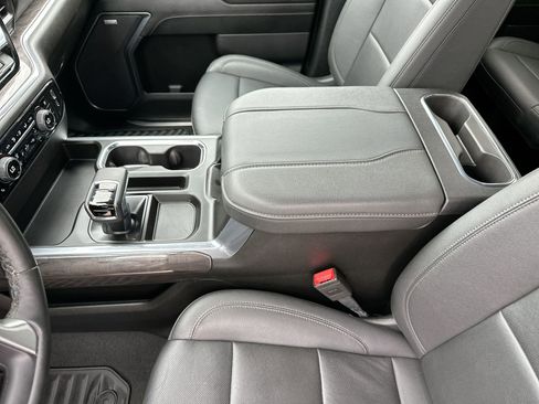 Used 2025 Chevrolet Silverado 1500 LTZ w/ Technology Package AWD/4WD image 21