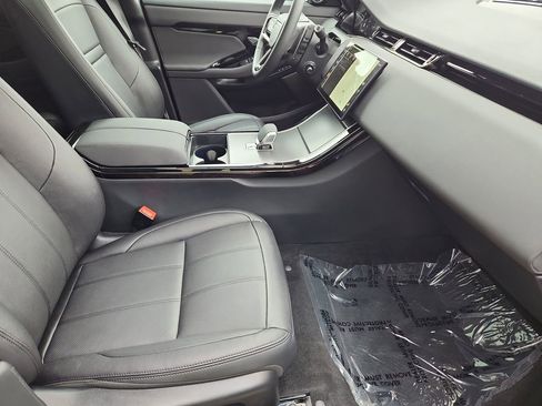 Certified 2026 Land Rover Range Rover Evoque S AWD/4WD image 3