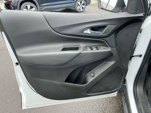 Used 2024 Chevrolet Equinox LT AWD/4WD image 21